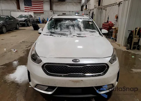 2018 Kia Niro Touring z USA, uszkodzony, nr VIN KNDCE3LC3J5156608